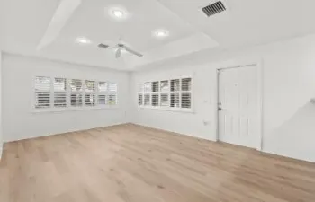 Livingrrom lookin from dinning rom to front door