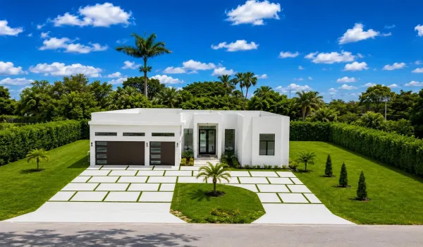 Striking Contemporary front design