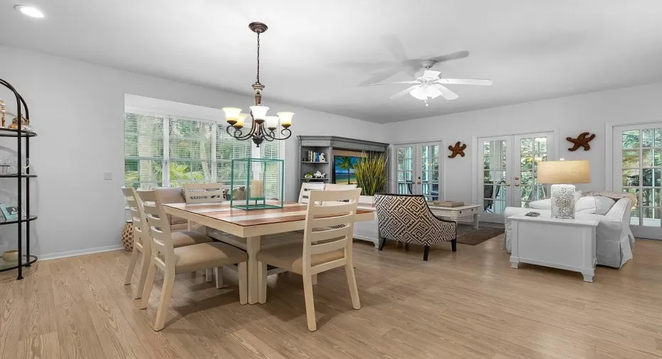 1260-Palmetto-Ct-Apt-106-HigMedia-021-12