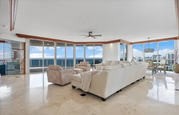 06-3100 N Ocean Blvd apt 1210_006