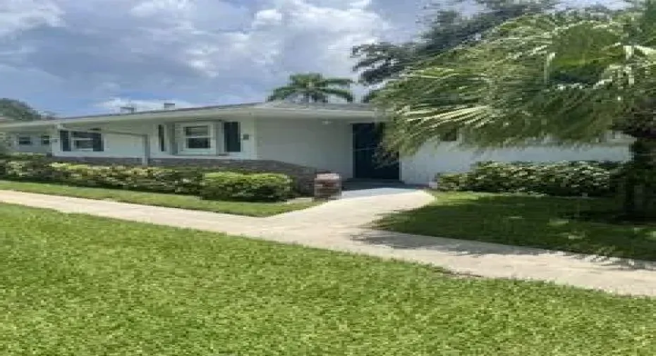Front west 2758