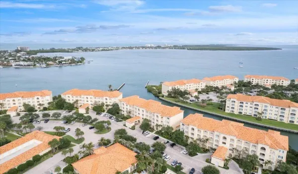 08-DJI_0022