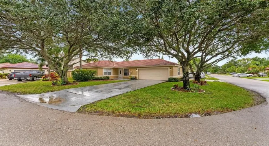 12230 FRONT YARD