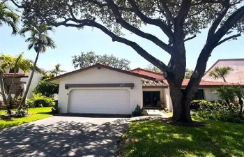 The Front 627 Hollows Circle