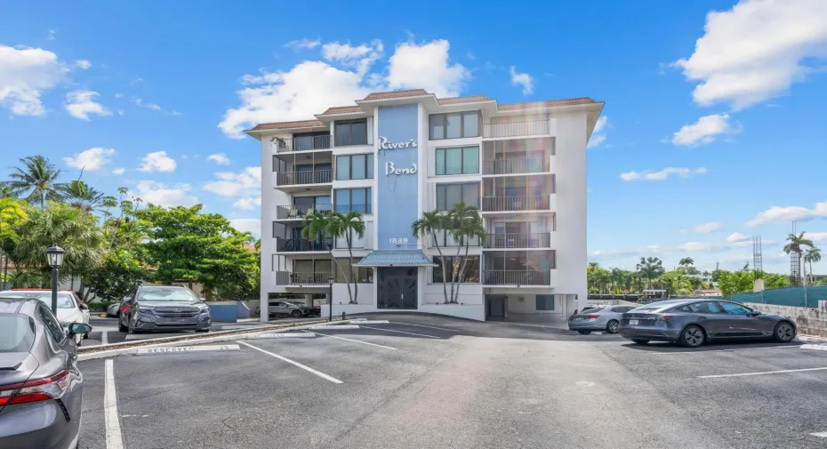 2-web-or-mls-1839 Middle River dr