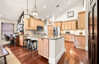 13-web-or-mls-23161-lermitage-cir
