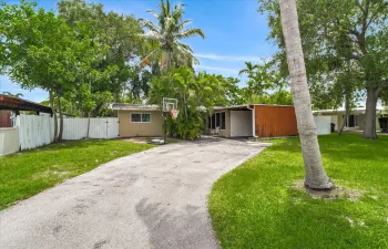 01-308 NW 27th Street-1