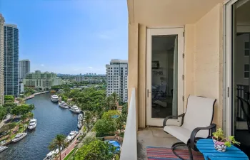 14-Balcony View