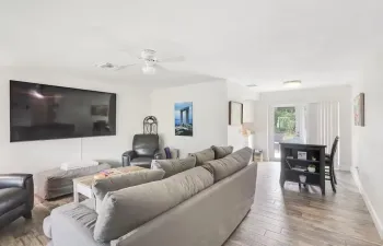 1519 Treemont 1