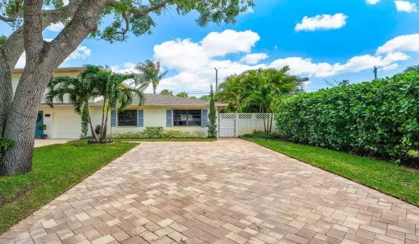 003-2101NorthPalmCircle-NorthPalmBeach-F