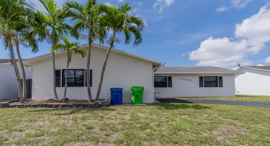 11010 NW 24th Ct-1