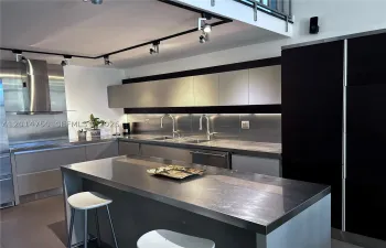 Custom Pantry and Island Snack Bar