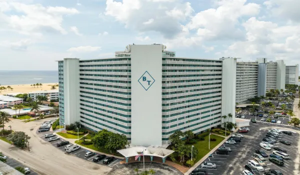 001-001-Exterior-4000x3000