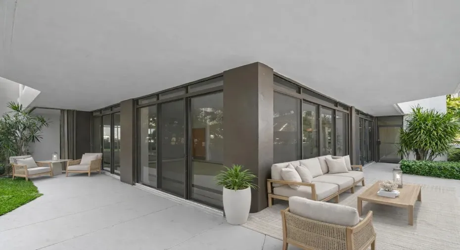 108 Lakeshore Virtual Ex