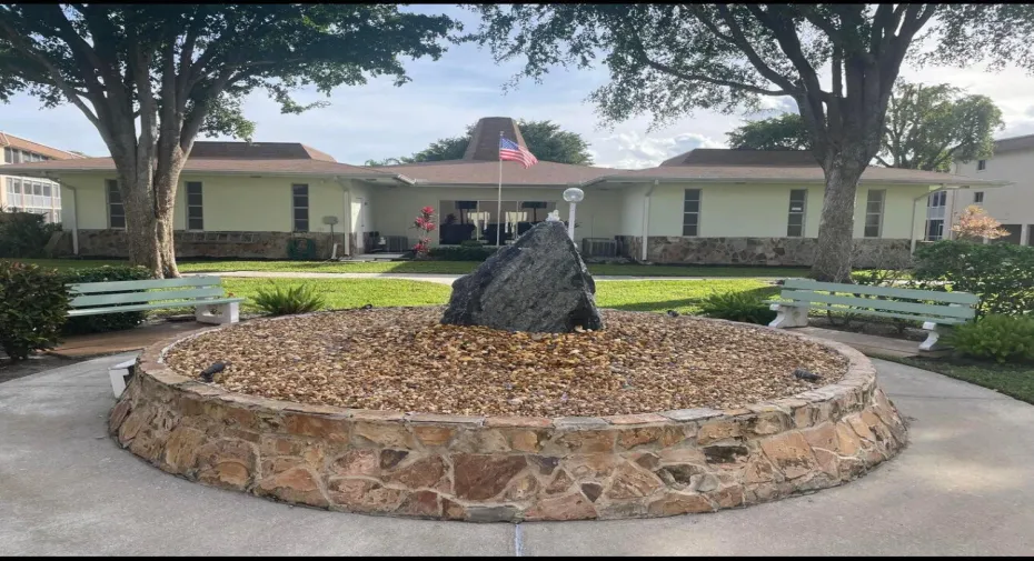village green phtot1