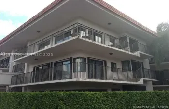 Wrap around balcony