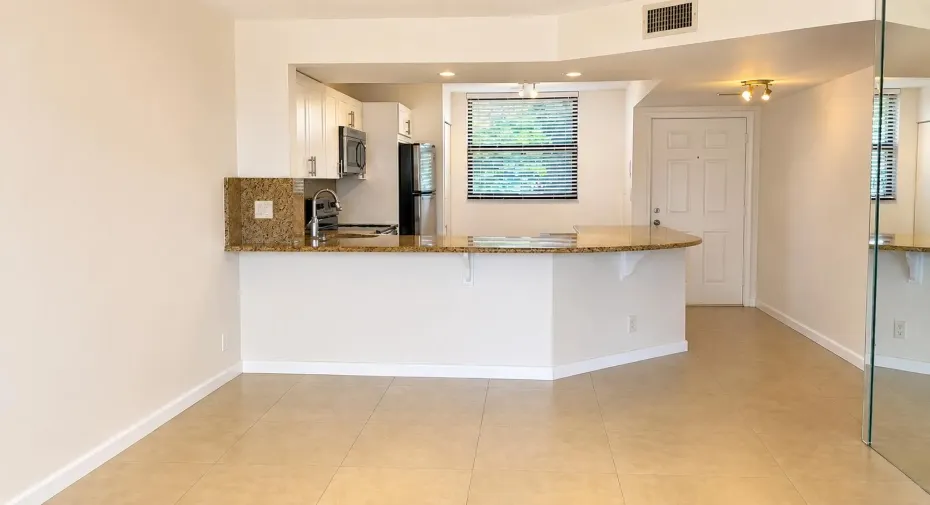 entry-kitchen-mirror