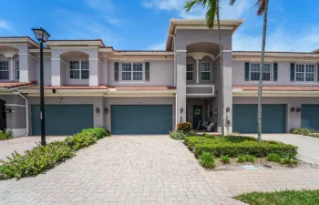 Carriage pointe-6