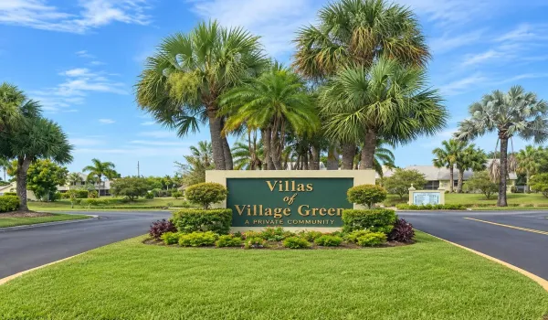 Entrace to Villas of Village Green Commu