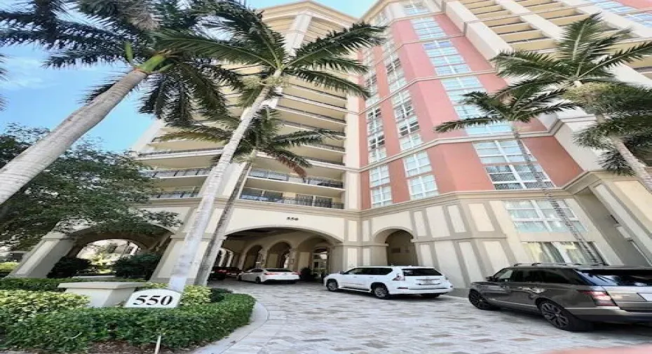 Valet Entrance