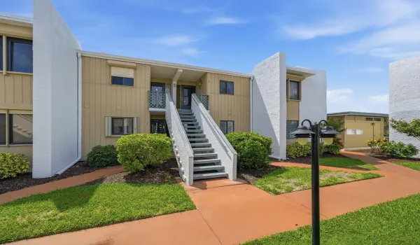 11-web-or-mls-1501-ne-13th-terrace-h12