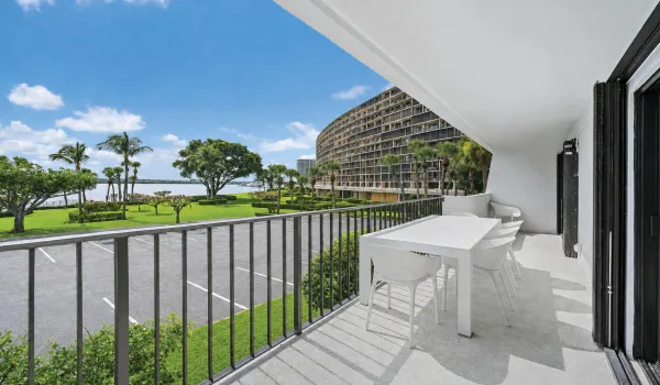 1208 Marine Way G13 - Old Port Cove -