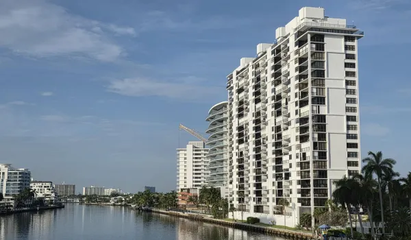 Corinthian On The Intracoastal
