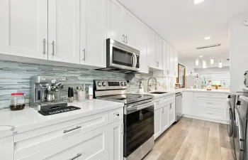 13-web-or-mls-2400-malayan-dr-94d
