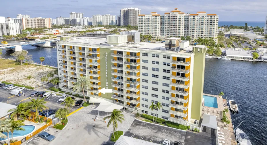 lauderdale tower aerial 3d arrow