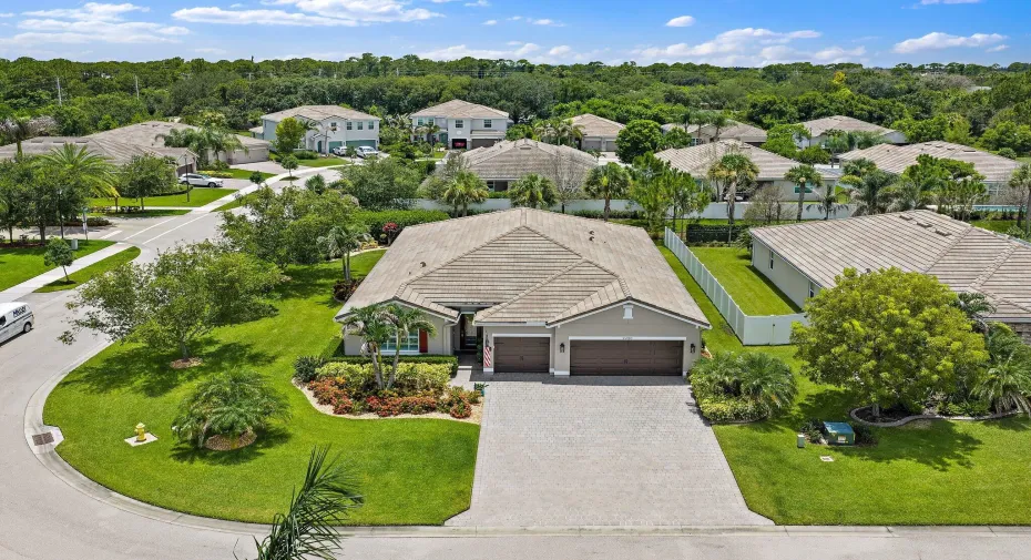 013-2480SWBerryParkCir-PalmCity-SMALL