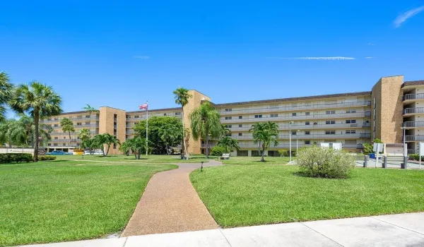 001-555Northwest4thAvenue-BocaRaton-FL-3