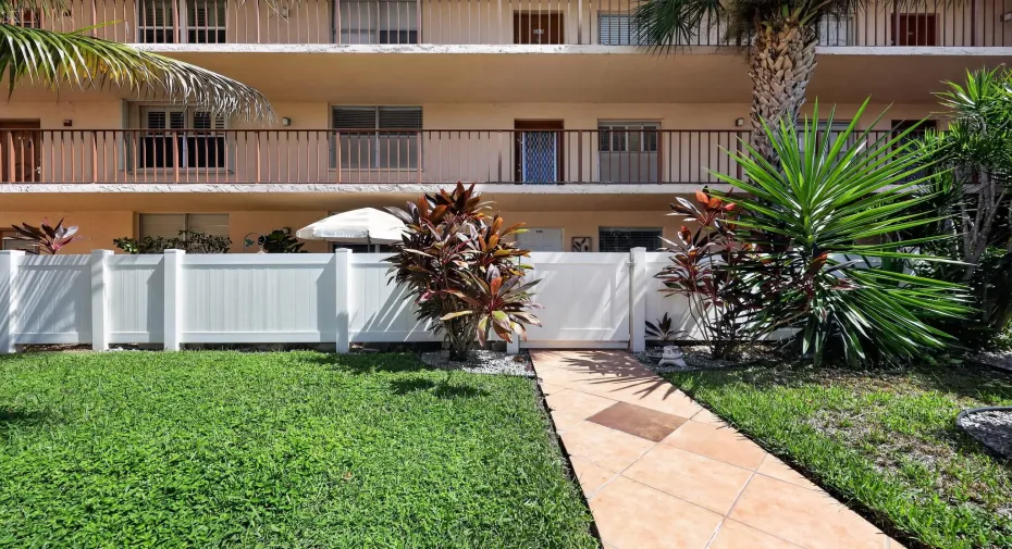 02_14527_Bonaire_Blvd-Exterior-0091