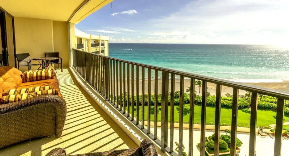 400_OceanTrail_Balcony_Enhanced