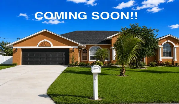 ComingSoon-3461