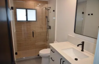 515Palmettobathroom
