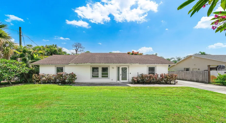 001-7442CanalDrive-FL-33467-SMALL