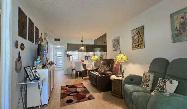 LIVING & DINING ROOM2