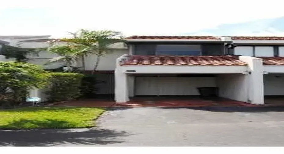 6557 Racquet Club Dr 121