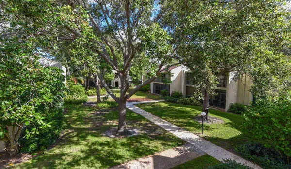 150 Pineview Rd Apt L6 Jupiter-small-003