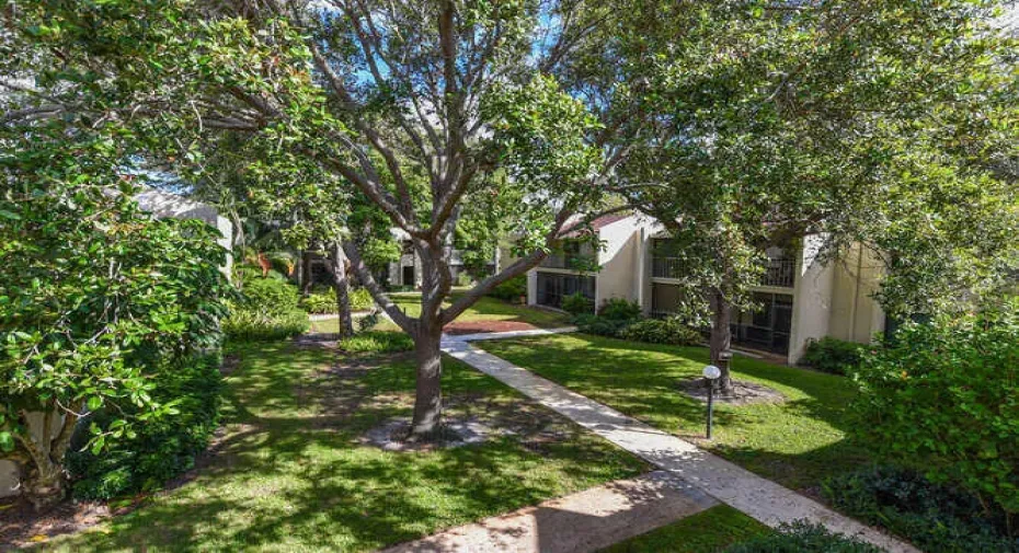 150 Pineview Rd Apt L6 Jupiter-small-003