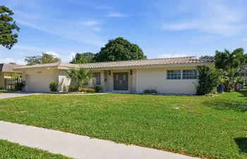 GREAT CURB APPEAL