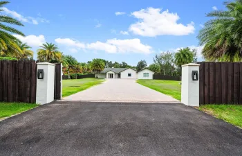 3-web-or-mls-5700-sw-196th-ln