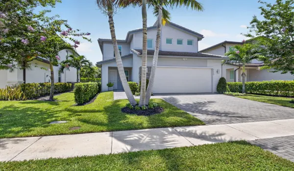 Newly built home in East Boynton