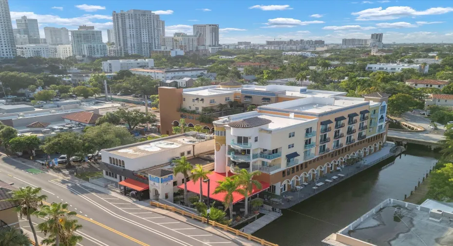 Convenient location right off Las Olas Blvd.
