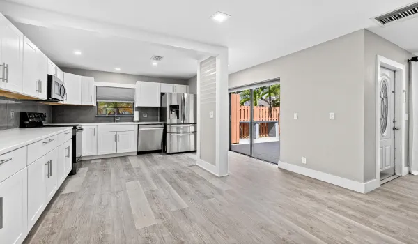 326 Jup Lks Blvd R-9337