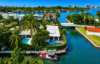 210' of water frontage