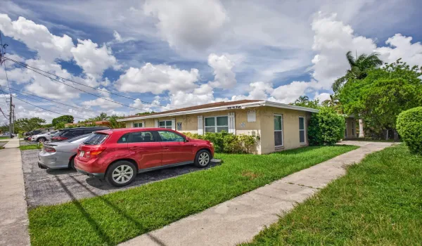 1769 NW 55th Avenue