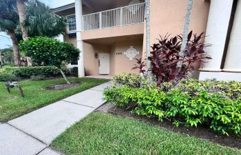 First floor end (corner) unit