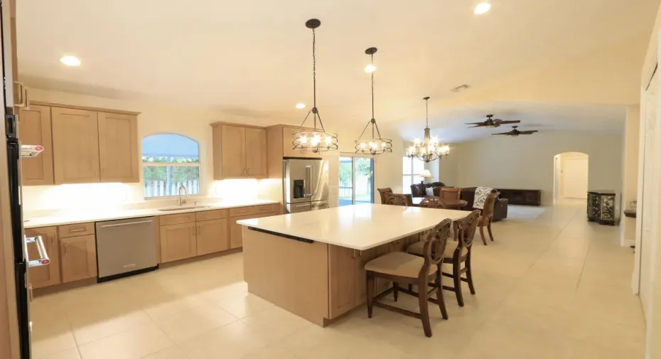 NEW HIGH END KITCHEN
