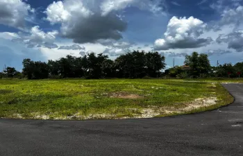 Corner over sized Lot